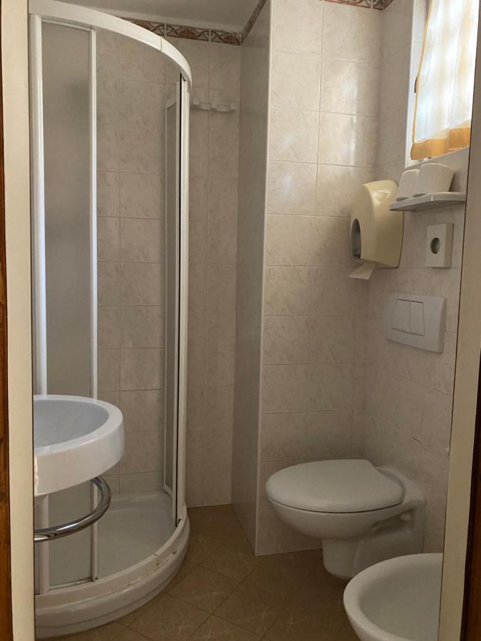Hotel Modenese Riccione Extérieur photo